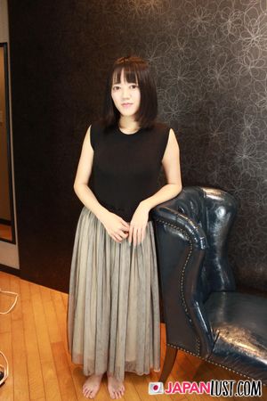 Cute Slim Teen Submit to Hard Cock and Creampie in POV - Photo 6