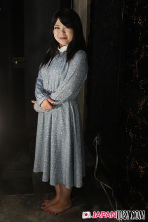 Hot Natural Body Japanese Rides and Get Creampie in POV - Photo 11