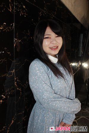 Hot Natural Body Japanese Rides and Get Creampie in POV - Photo 37