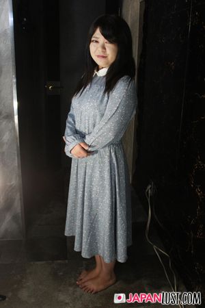 Hot Natural Body Japanese Rides and Get Creampie in POV - Photo 7