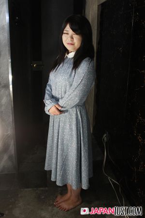 Hot Natural Body Japanese Rides and Get Creampie in POV - Photo 8