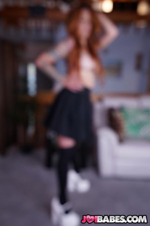 Tutor's Reward: Redhead MILF's VR Jerk Off Instructions - Photo 50
