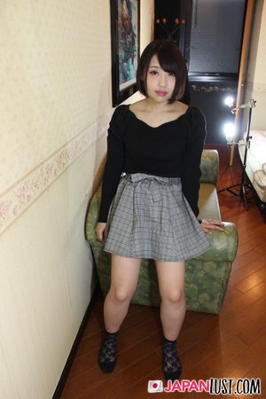 Japanese MILF moans with vibrator, then takes rough pounding from behind - Photo 19