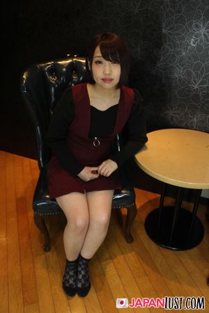 Sexy Japanese MILF rides her dildo before brutal, deep sex scene - Photo 13