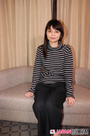 Shy Asian girl turns wild—sucks cock in POV, spreads her legs, and takes every inch deep in multiple positions - Photo 8