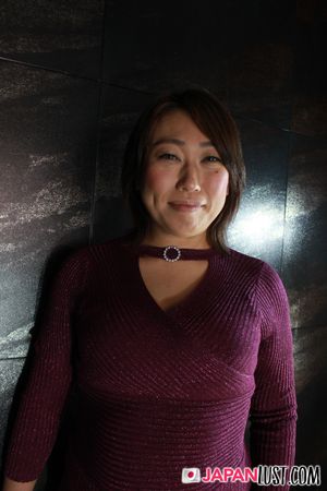 POV with an Asian slut who starts innocent, sucks like a pro, and rides cock until she cums screaming - Photo 26
