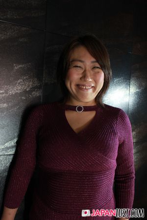 POV with an Asian slut who starts innocent, sucks like a pro, and rides cock until she cums screaming - Photo 28