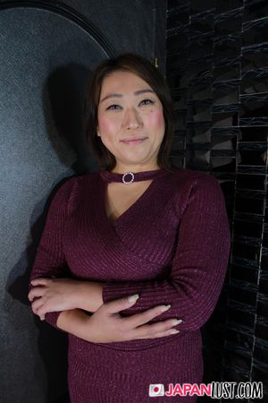 POV with an Asian slut who starts innocent, sucks like a pro, and rides cock until she cums screaming - Photo 38