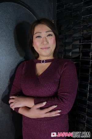 POV with an Asian slut who starts innocent, sucks like a pro, and rides cock until she cums screaming - Photo 39