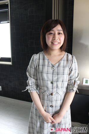 Cute Japanese slut opens her mouth for cock, chokes on it, then begs to be fucked in her dripping pussy - Photo 21