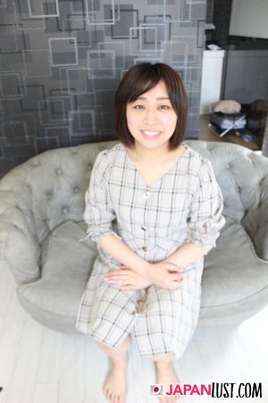 Cute Japanese slut opens her mouth for cock, chokes on it, then begs to be fucked in her dripping pussy - Photo 5