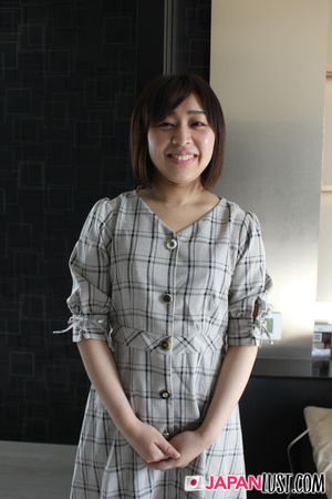 Cute Japanese slut opens her mouth for cock, chokes on it, then begs to be fucked in her dripping pussy - Photo 7
