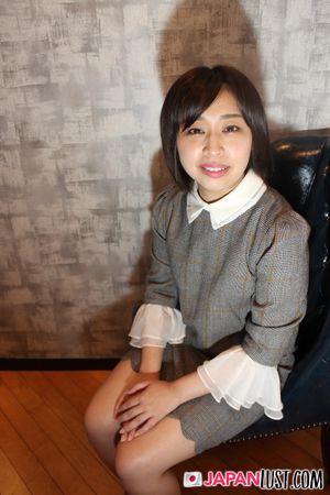 Asian cutie goes from tease to full slut—she rides cock, bounces hard, and takes a messy creampie in POV - Photo 21