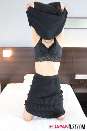 Mamiko dominates in a raw, uncut scene, taking control with her filthy mouth and tight pussy, leaving her partner begging for more - Photo 56