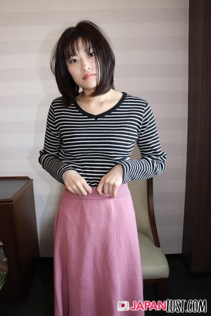 Yuu Imaki, the stunning model, starts by showing off her lush, unshaven pussy, teasing the camera as she fingers herself.  - Photo 141