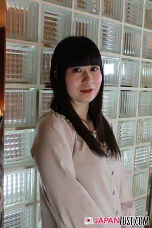 Kayo Nakatsui shifts from timid interview to raw pussy play and rough fucking - Photo 22