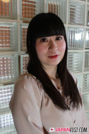 Kayo Nakatsui shifts from timid interview to raw pussy play and rough fucking - Photo 24