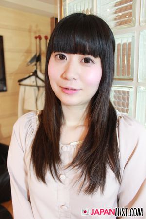 Kayo Nakatsui shifts from timid interview to raw pussy play and rough fucking - Photo 5