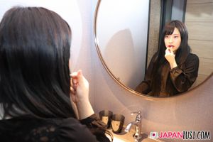 Naoka Hinai deepthroats enthusiastically before intense POV fucking - Photo 27