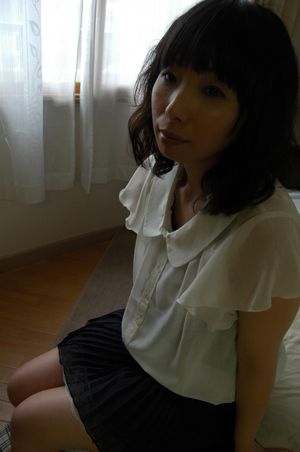 Mature Japanese Can't Resist Creampie - Photo 40