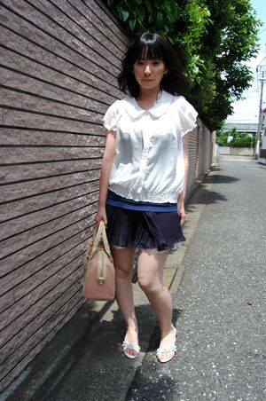 Mature Japanese Can't Resist Creampie - Photo 6
