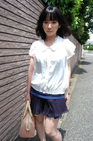 Mature Japanese Can't Resist Creampie - Photo 7