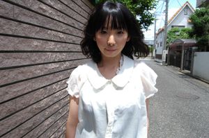 Mature Japanese Can't Resist Creampie - Photo 9