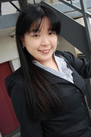 Chubby mature Japanese secretary creampied while husband is at work - Photo 28