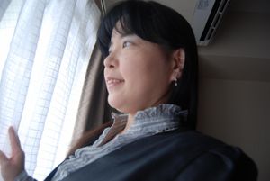 Chubby mature Japanese secretary creampied while husband is at work - Photo 40