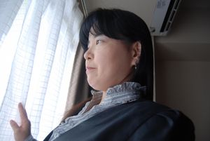 Chubby mature Japanese secretary creampied while husband is at work - Photo 41