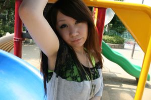Sweet teen presenting nice tits - Photo 29