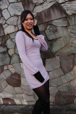 Teen Japanese amateur drips out a big creampie - Photo 4