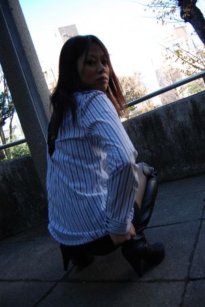 Petite Japanese Body Can Take Some Cock - Photo 41