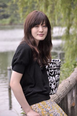 Pale Teen Gets Started In The Car - Photo 88