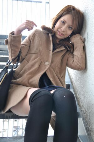 Petite Japanese Babe Creampie Explosion - Photo 15