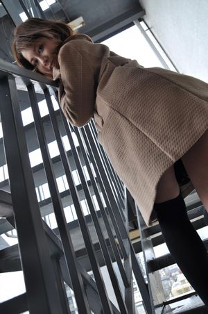 Petite Japanese Babe Creampie Explosion - Photo 28