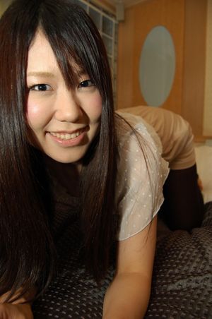Small Tits Teen Lets Us Inside - Photo 30