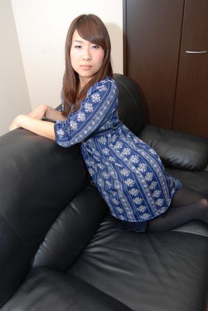 Jealous Japanese teen wants to be fucked like her mommy - Photo 28