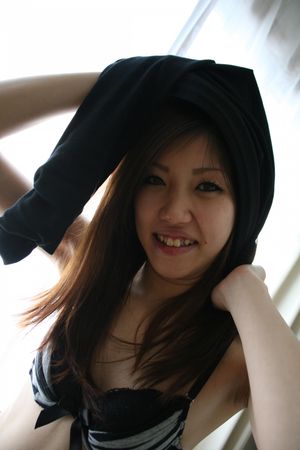 Cheating Japanese girlfriend creampied while boyfriend is at work - Photo 133