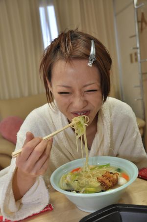 Japanese teen creampie in her fresh shaved pussy - Photo 376
