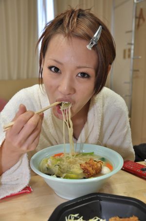 Japanese teen creampie in her fresh shaved pussy - Photo 378