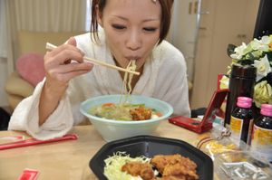 Japanese teen creampie in her fresh shaved pussy - Photo 380