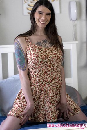 Slender Trans Christie Darrow Creampies Nikki Zee's Tight Pink Pussy - Photo 199
