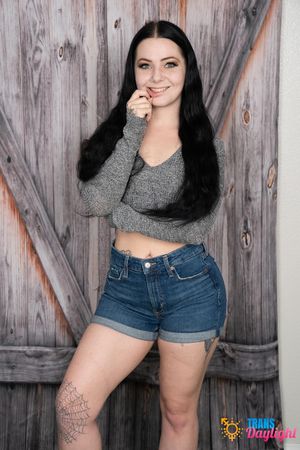 Petite Trans Grace Iris Loves A Wet Pussy - Photo 86