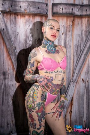 Busty Roxxie Moth Drops Cumload In Tattooed Alt Beauty - Photo 127