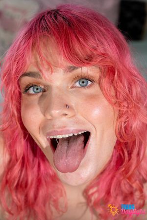 Alt Beauty Melody Sin-Clair Unloads Big Creampie In Pussy - Photo 148