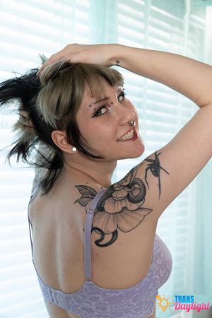 All Natural Beauty Adalind Gray Craves Trans Creampie - Photo 43