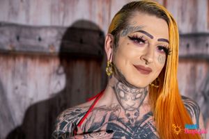Robin Coffins Takes Cock From Alt Trans Beauty - Photo 27