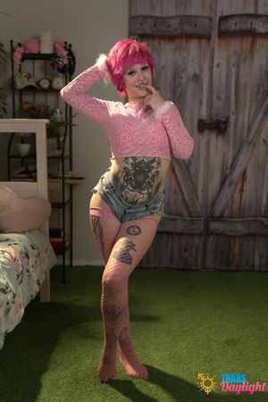 Sarina's Romantic Rendezvous: Trans Redhead Teases Blonde Girlfriend - Photo 21