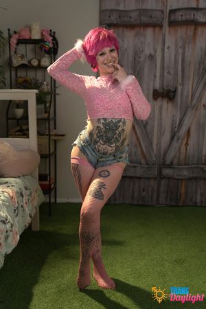 Sarina's Romantic Rendezvous: Trans Redhead Teases Blonde Girlfriend - Photo 24